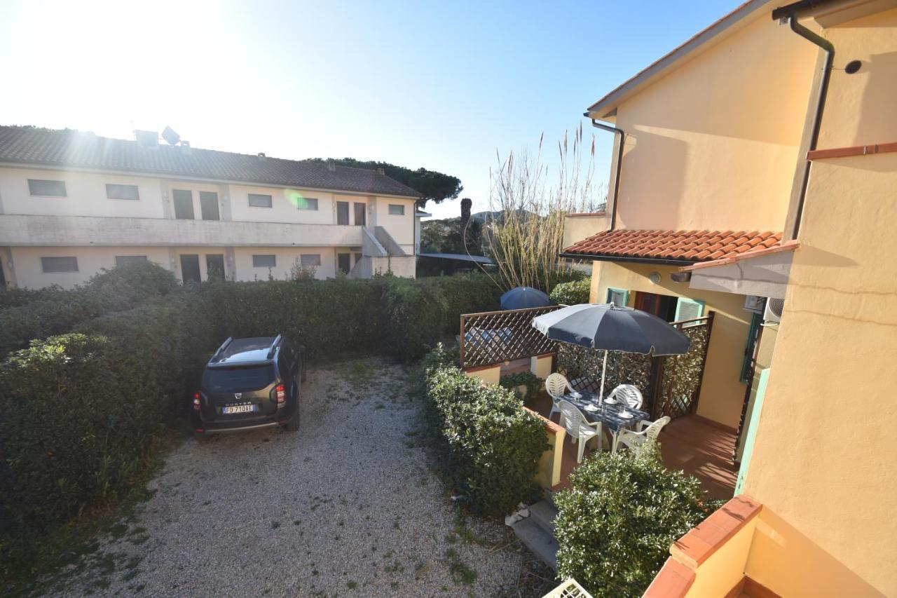 Appartamenti Sabbia - Zona Mare Con Terrazze, Clima, E Posti Auto Marina di Campo Buitenkant foto