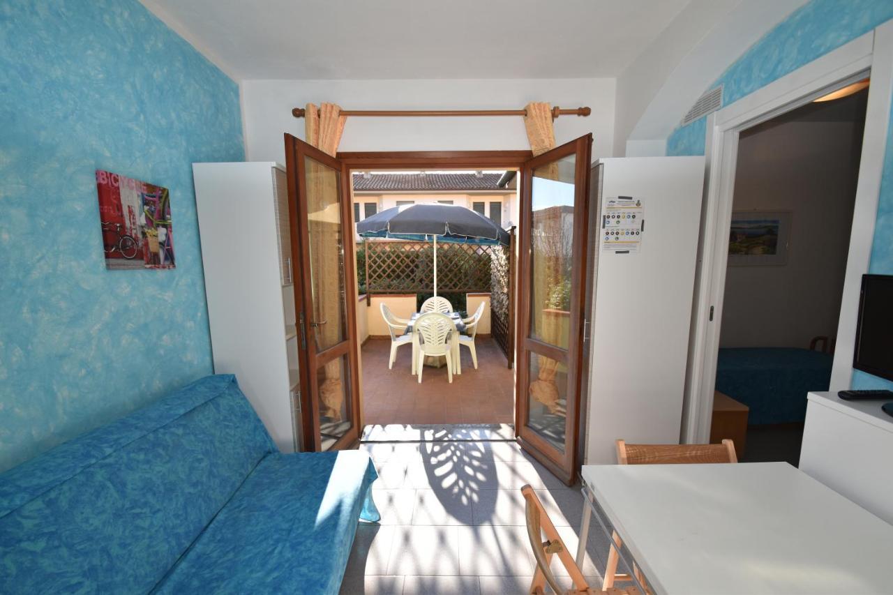 Appartamenti Sabbia - Zona Mare Con Terrazze, Clima, E Posti Auto Marina di Campo Buitenkant foto