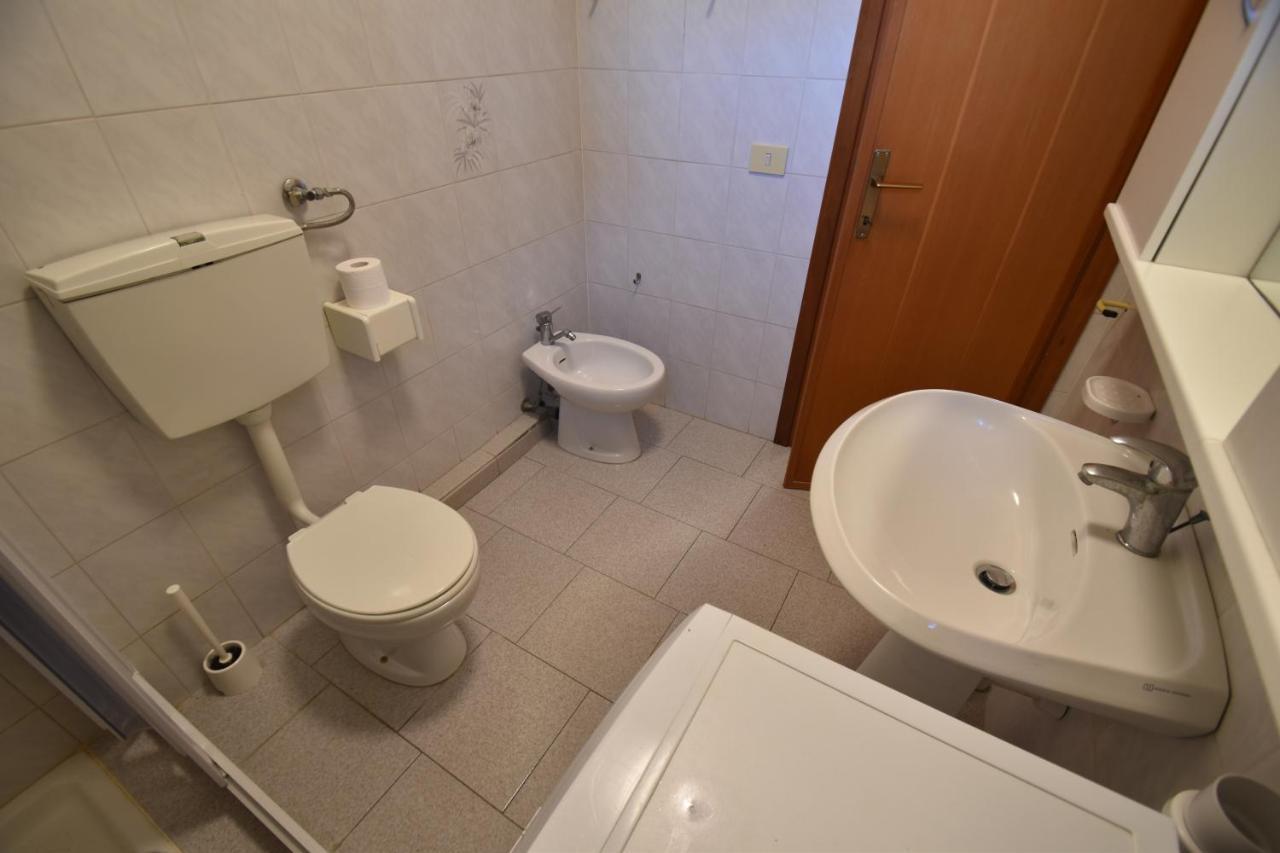Appartamenti Sabbia - Zona Mare Con Terrazze, Clima, E Posti Auto Marina di Campo Buitenkant foto