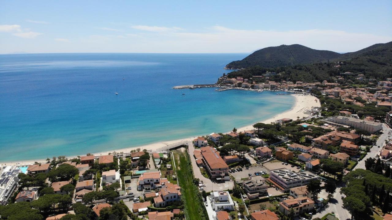 Appartamenti Sabbia - Zona Mare Con Terrazze, Clima, E Posti Auto Marina di Campo Buitenkant foto